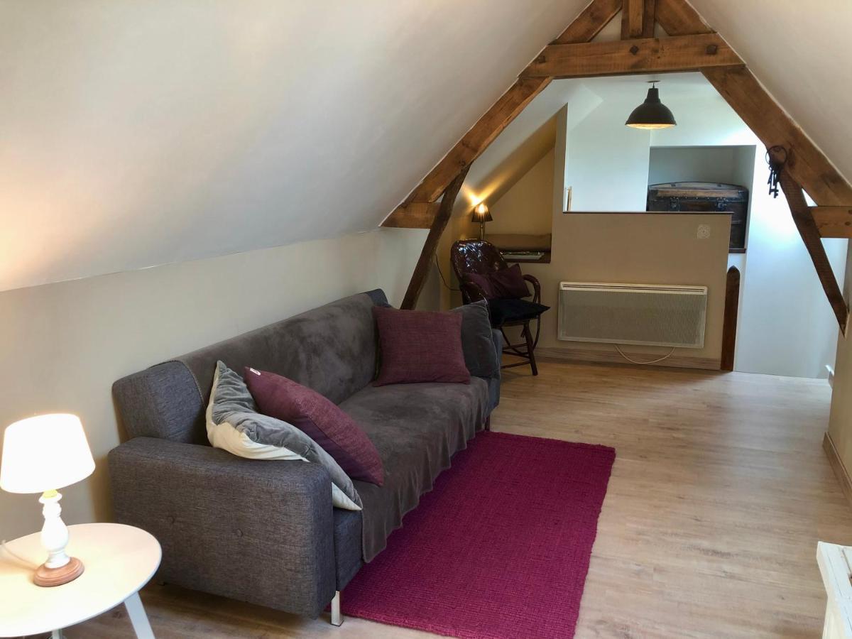 Bed and Breakfast Le Grenier Du Jardin Pontorson Exterior foto